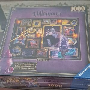 Ravensburger Villainous Ursula Puzzle - Purple and Black